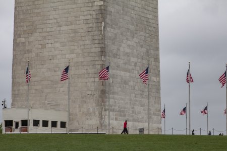 Het Washington monument is enorm